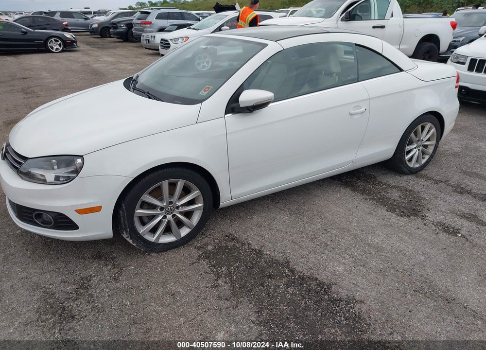 2016 VOLKSWAGEN EOS KOMFORT VIN: WVWBW8AH8GV000884