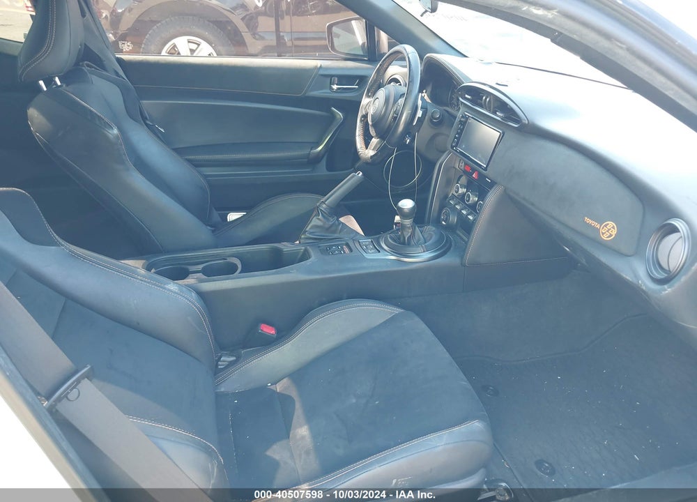 2017 TOYOTA 86 860 SPECIAL EDITION VIN: JF1ZNAA16H8708665