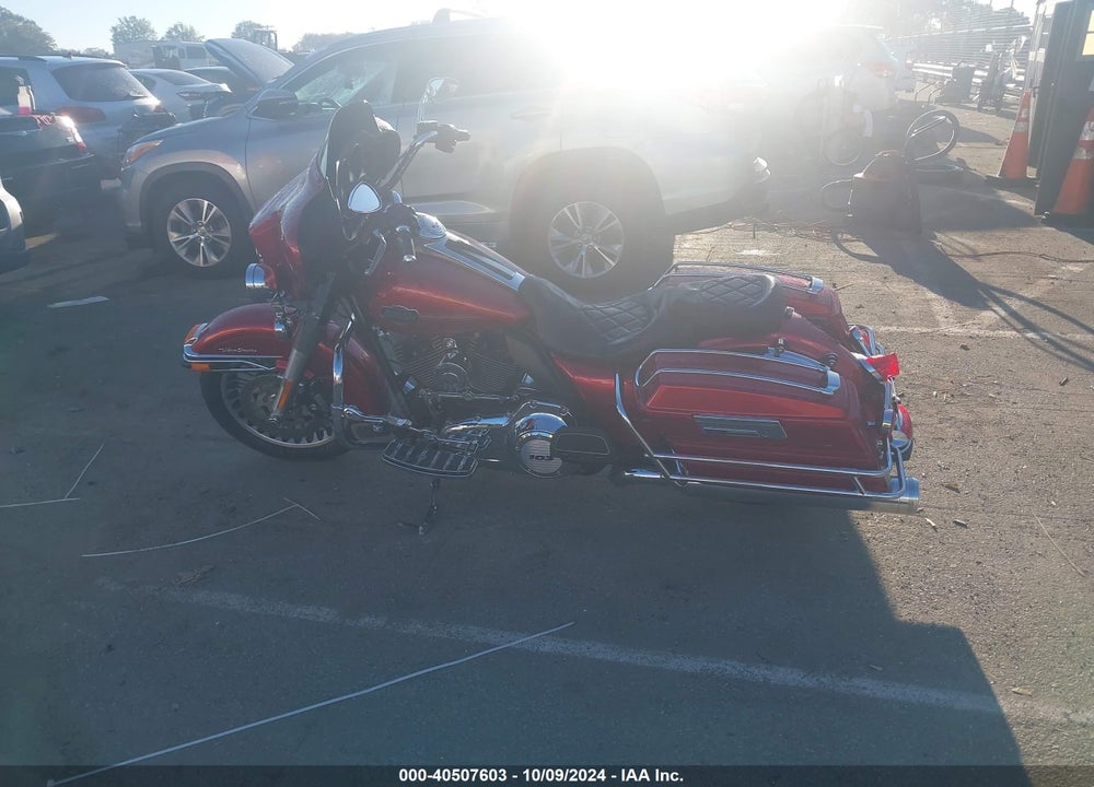 2013 HARLEY-DAVIDSON FLHTCU ULTRA CLASSIC ELECTRA GLD VIN: 1HD1FCM19DB605523