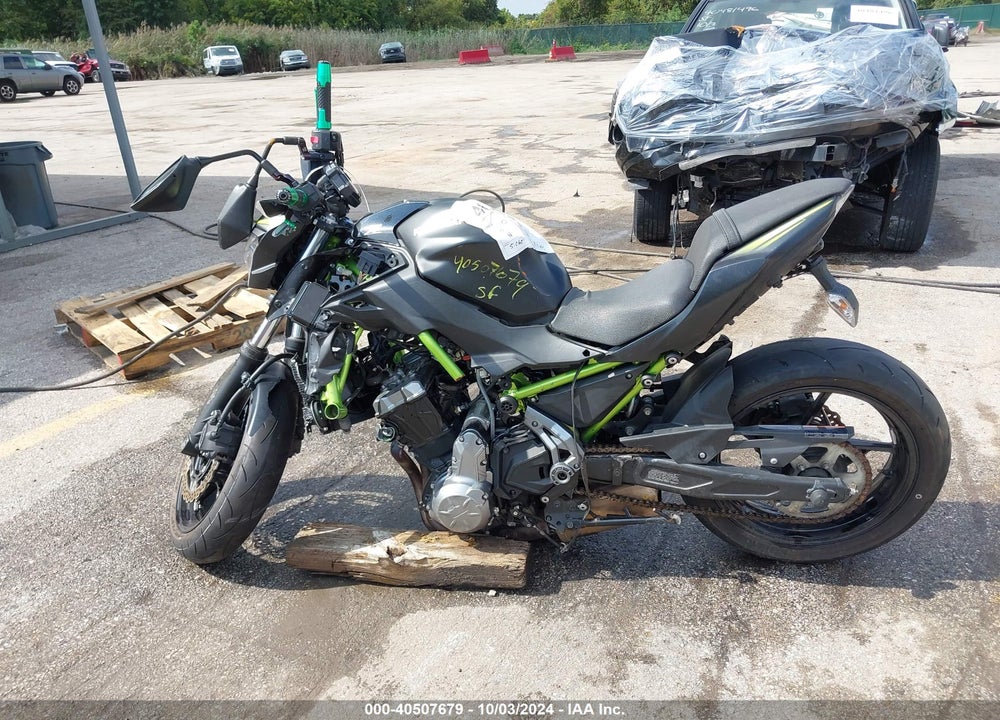 2019 KAWASAKI ER650 G VIN: JKAEREG19KDA03107