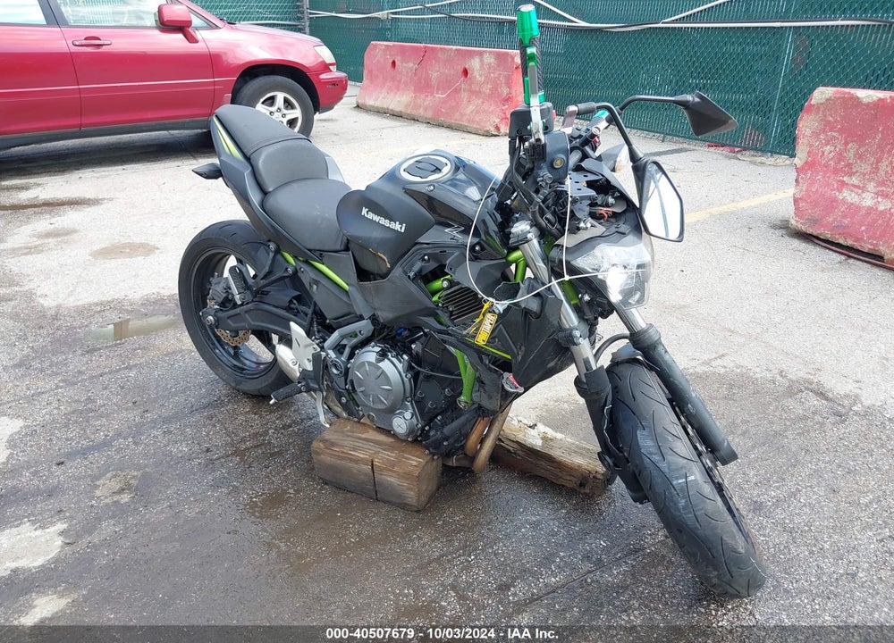 2019 KAWASAKI ER650 G VIN: JKAEREG19KDA03107
