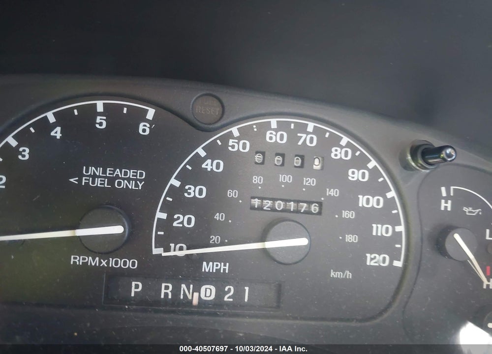 1997 MERCURY MOUNTAINEER VIN: 4M2DU52PXVUJ06897