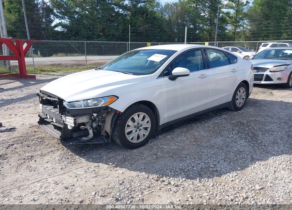 2013 FORD FUSION S VIN: 3FA6P0G7XDR146782