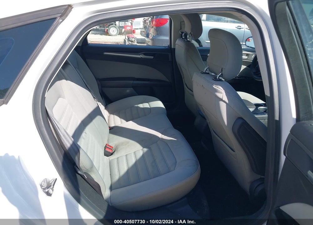 2013 FORD FUSION S VIN: 3FA6P0G7XDR146782