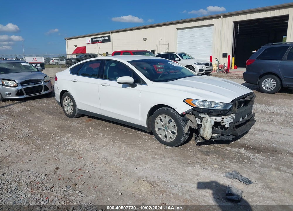 2013 FORD FUSION S VIN: 3FA6P0G7XDR146782