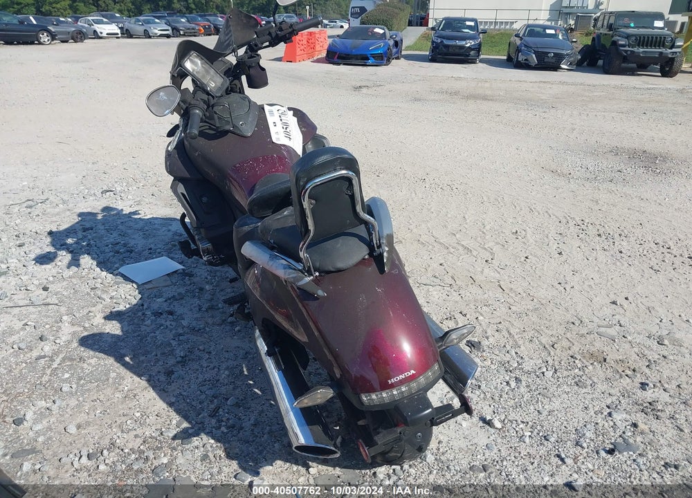 2014 HONDA GL1800 C VIN: JH2SC6809EK000461