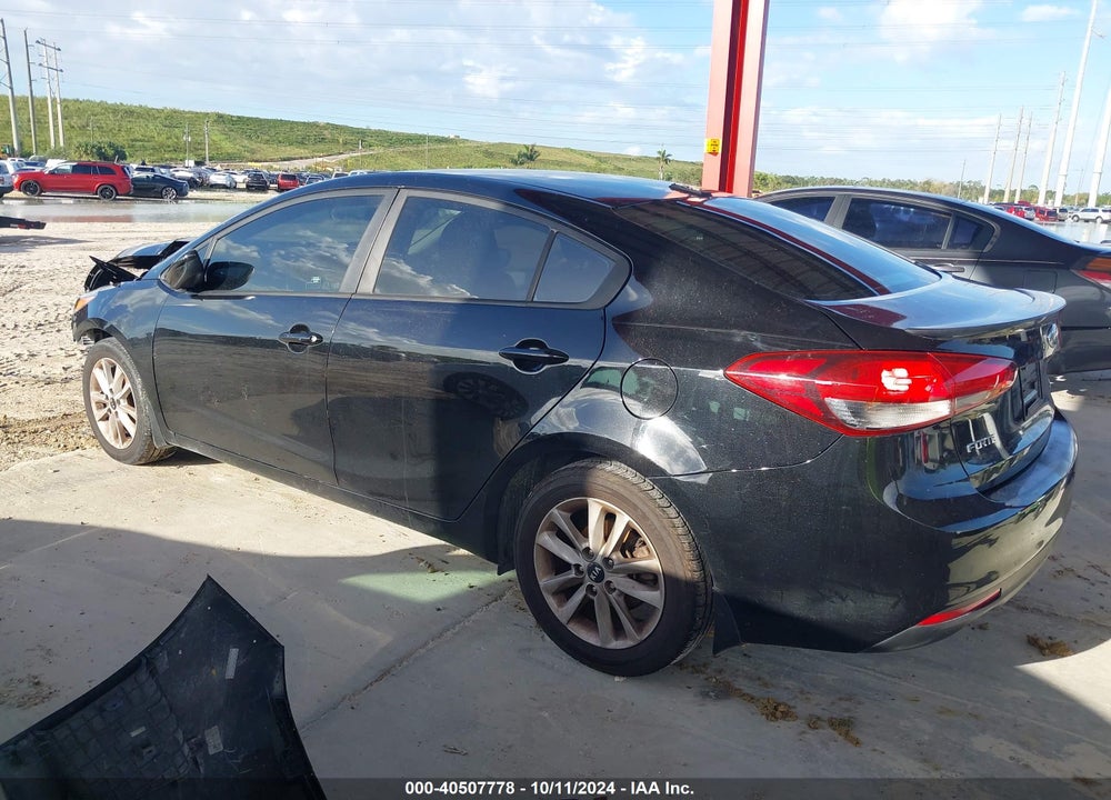 2017 KIA FORTE S VIN: 3KPFL4A73HE050091