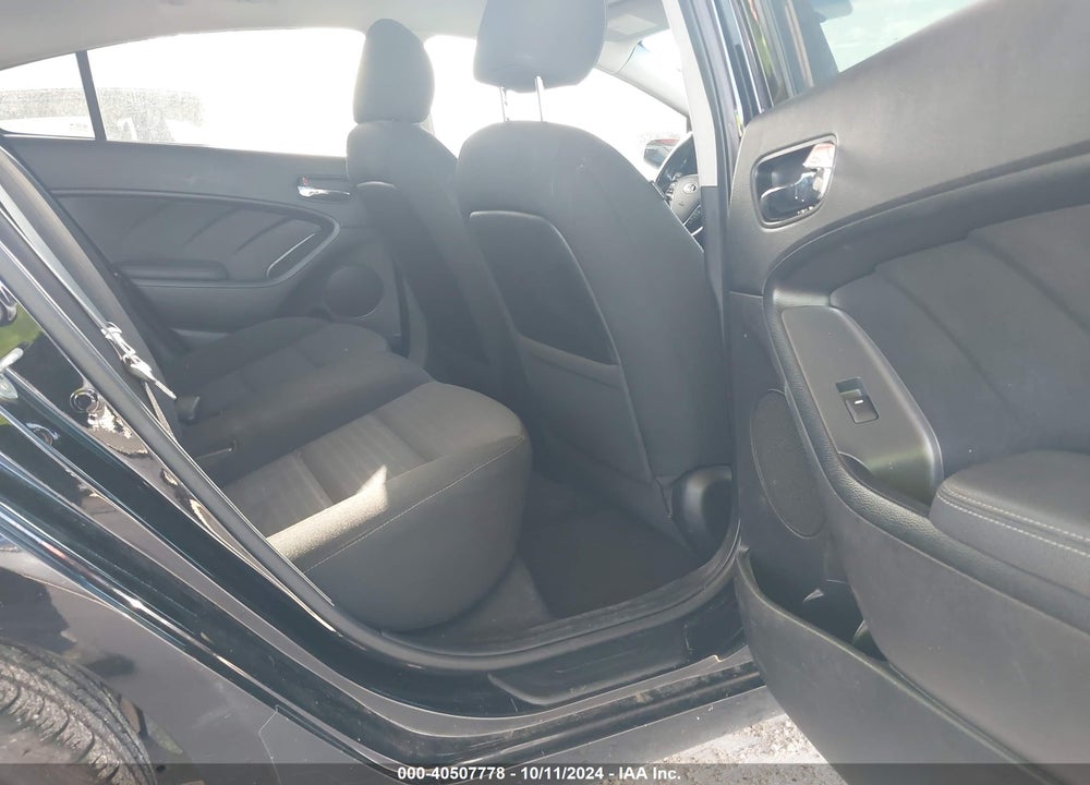 2017 KIA FORTE S VIN: 3KPFL4A73HE050091