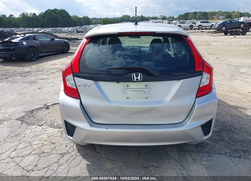 2015 HONDA FIT LX VIN: 3HGGK5H57FM768250