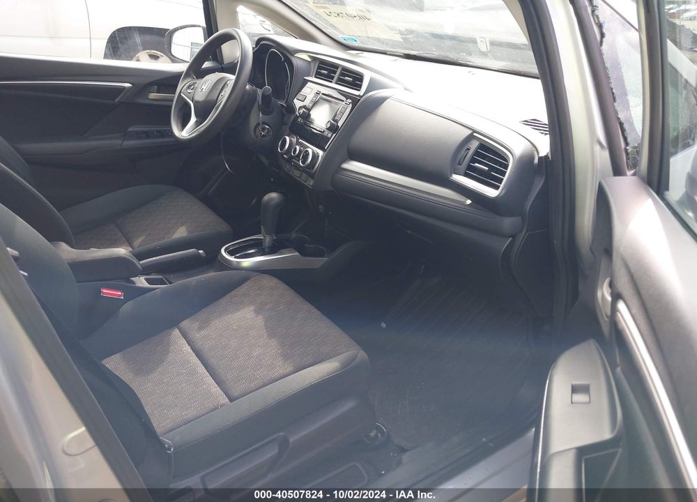 2015 HONDA FIT LX VIN: 3HGGK5H57FM768250