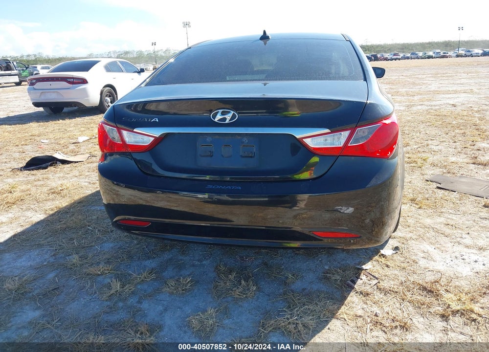 2012 HYUNDAI SONATA GLS VIN: 5NPEB4AC2CH312800
