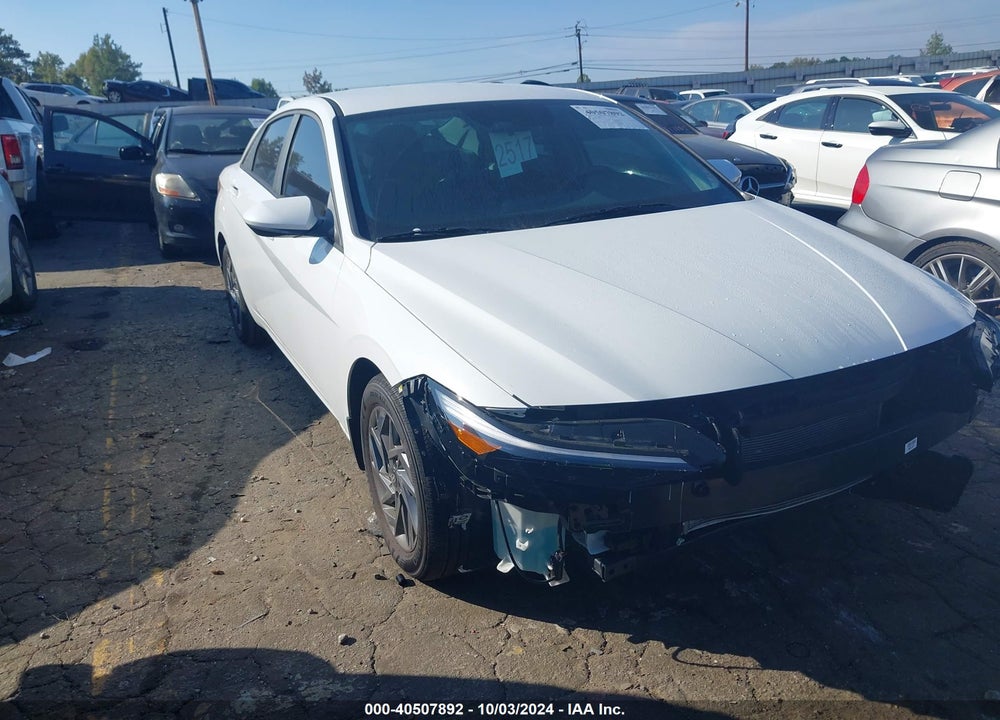 2024 HYUNDAI ELANTRA SEL VIN: KMHLM4DG0RU775514