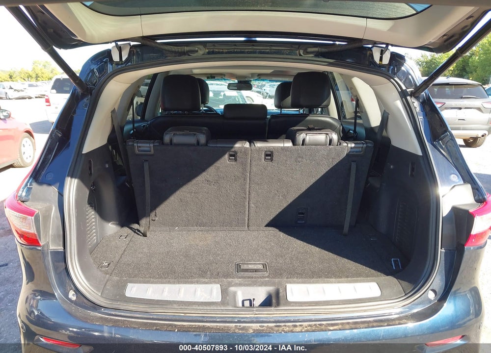 2015 INFINITI QX60 BASE (CVT) VIN: 5N1AL0MM3FC548084