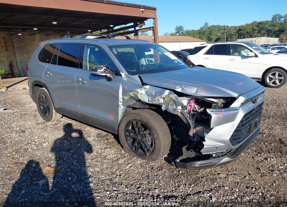 2024 TOYOTA GRAND HIGHLANDER HYBRID LIMITED VIN: 5TDACAB52RS022702