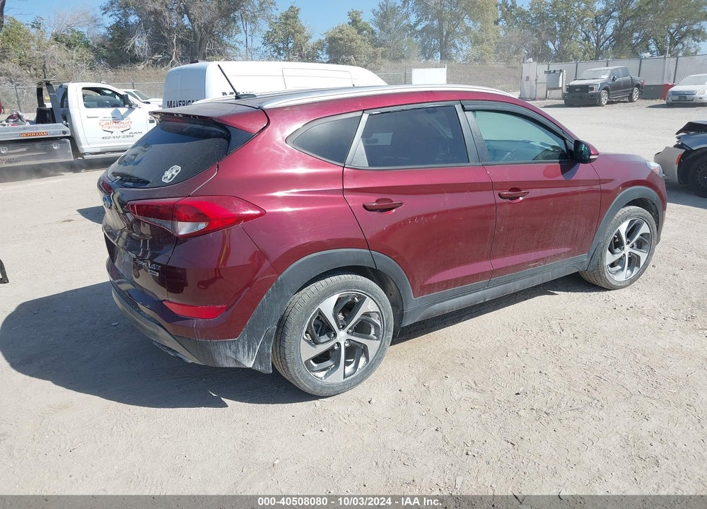 2016 HYUNDAI TUCSON SPORT VIN: KM8J3CA2XGU203909