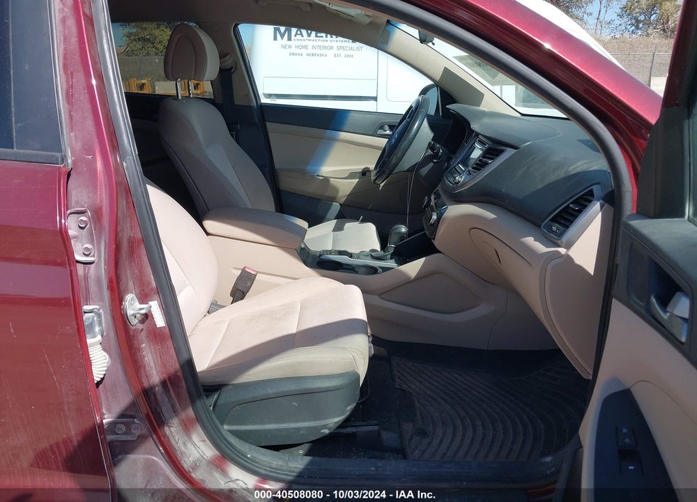 2016 HYUNDAI TUCSON SPORT VIN: KM8J3CA2XGU203909