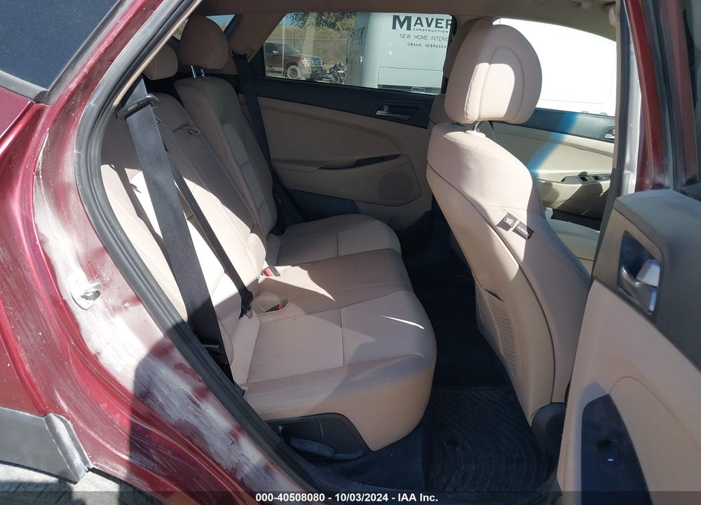 2016 HYUNDAI TUCSON SPORT VIN: KM8J3CA2XGU203909