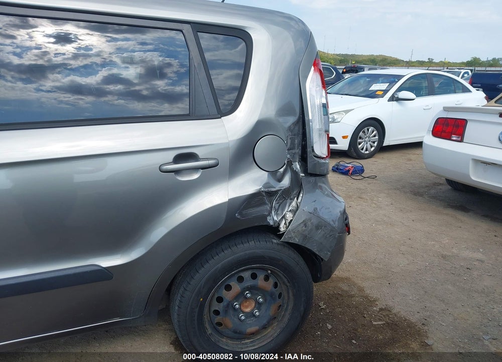 2013 KIA SOUL VIN: KNDJT2A55D7616372