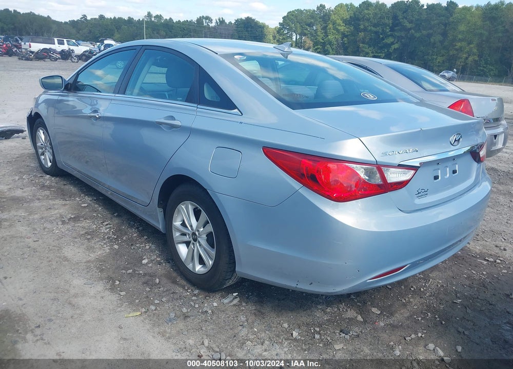 2013 HYUNDAI SONATA GLS VIN: 5NPEB4AC5DH745612