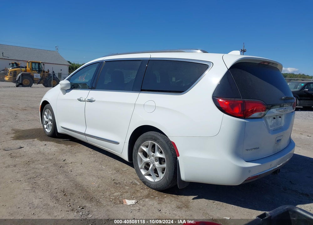 2018 CHRYSLER PACIFICA TOURING L PLUS VIN: 2C4RC1EG3JR101566