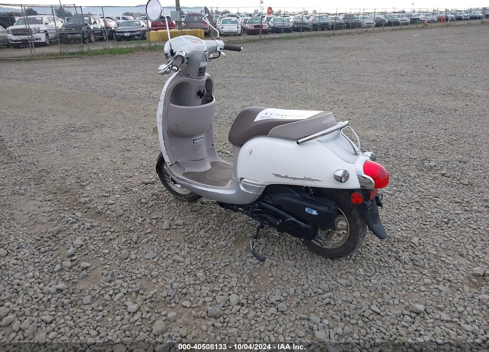 2015 HONDA NCH50 VIN: LALAF701XF3200169