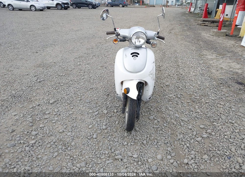 2015 HONDA NCH50 VIN: LALAF701XF3200169