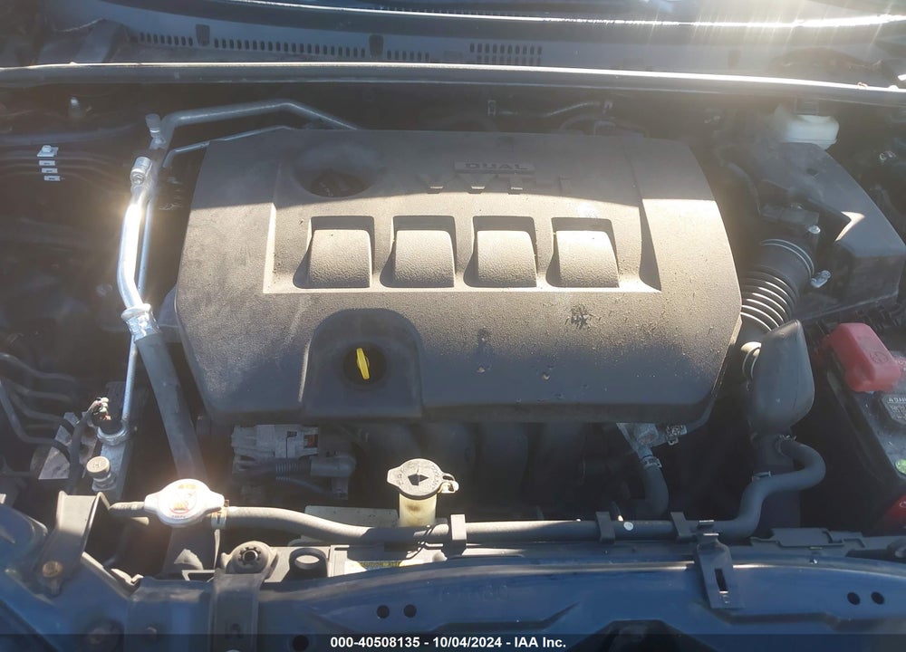 2018 TOYOTA COROLLA LE VIN: 2T1BURHE7JC981033