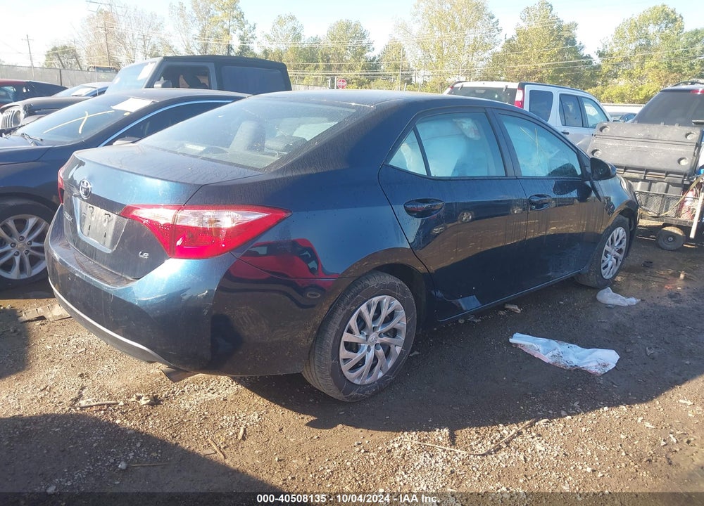 2018 TOYOTA COROLLA LE VIN: 2T1BURHE7JC981033