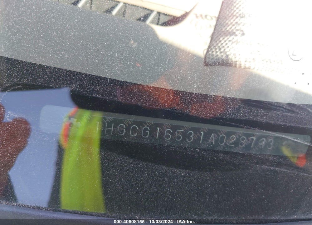 2001 HONDA ACCORD 3.0 EX VIN: 1HGCG16531A028793