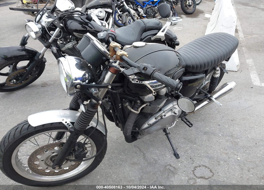 2009 TRIUMPH MOTORCYCLE THRUXTON 900 VIN: SMT920K179T369314