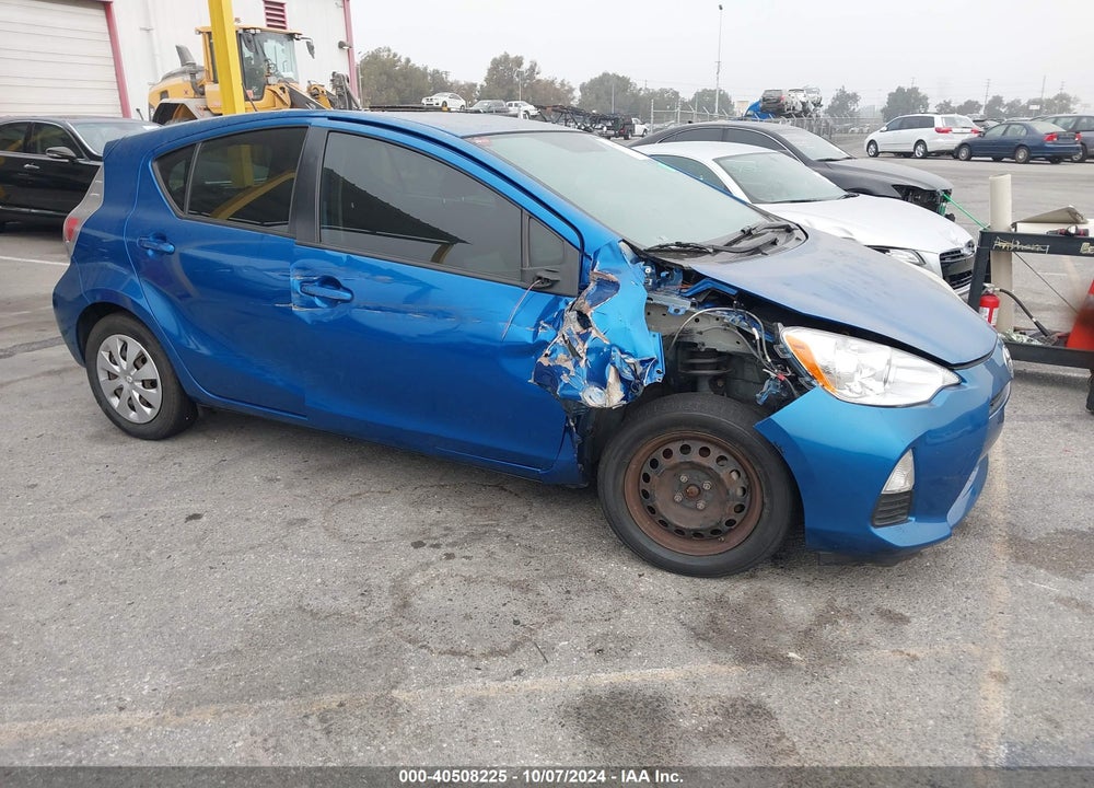 2013 TOYOTA PRIUS C TWO VIN: JTDKDTB34D1546743