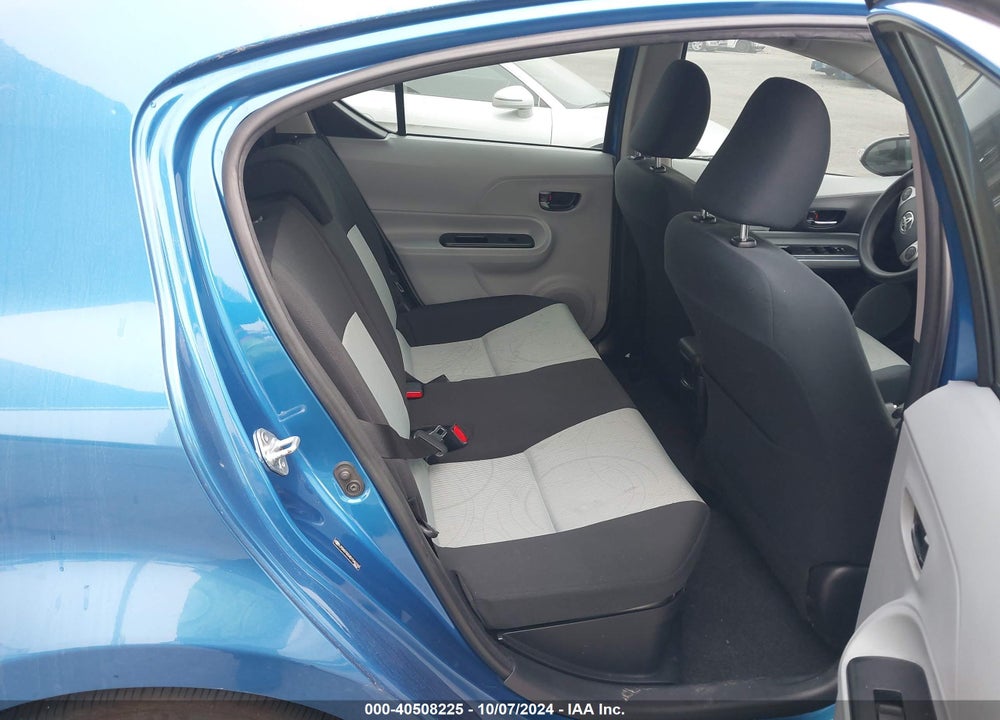 2013 TOYOTA PRIUS C TWO VIN: JTDKDTB34D1546743