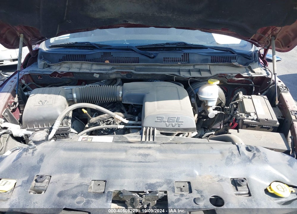 2021 RAM 1500 CLASSIC SLT 4X4 5'7 BOX VIN: 1C6RR7LG1MS536066