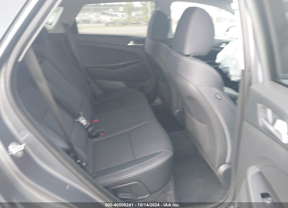 2021 HYUNDAI TUCSON SE VIN: KM8J23A49MU295983