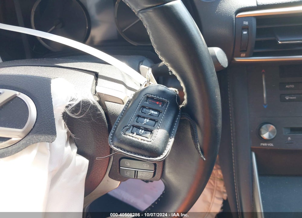 2019 LEXUS IS 300 VIN: JTHBA1D22K5095558
