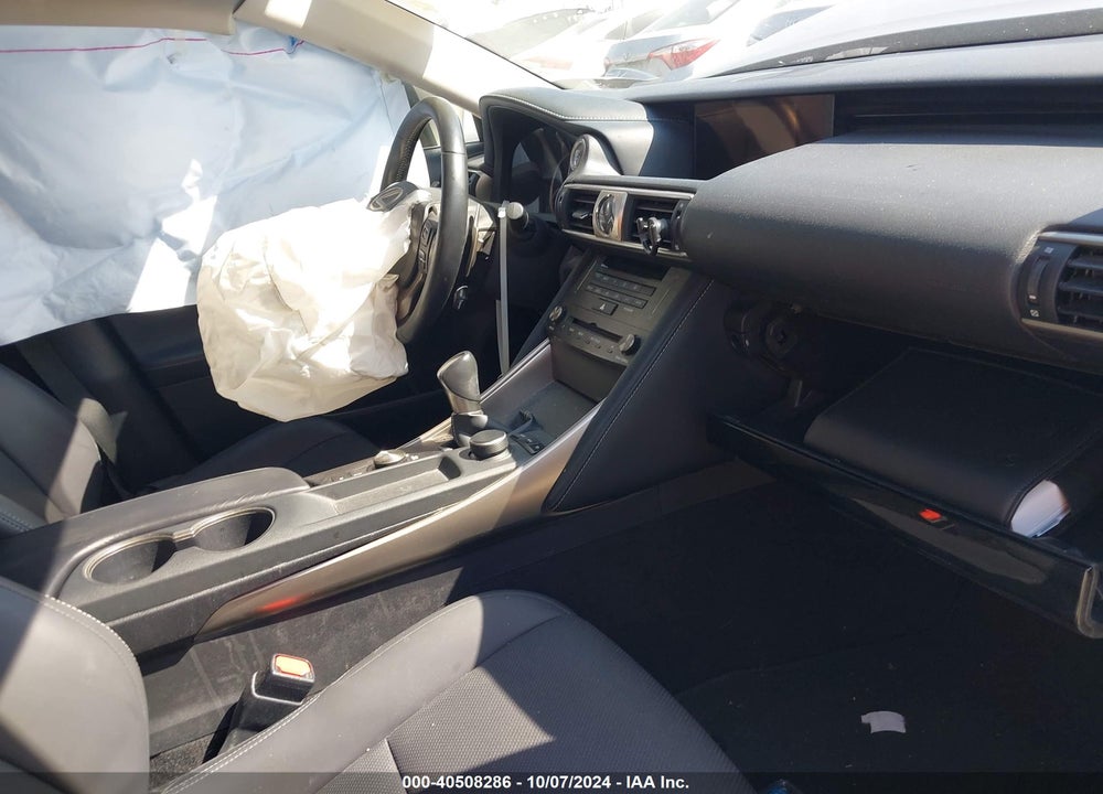 2019 LEXUS IS 300 VIN: JTHBA1D22K5095558