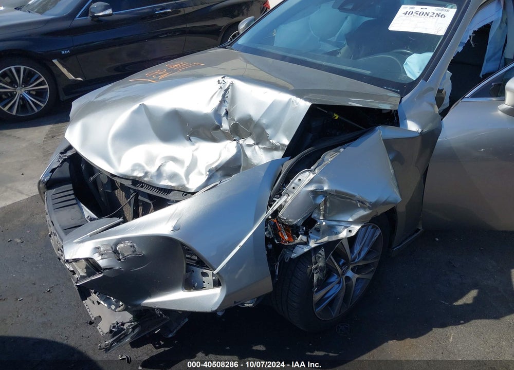 2019 LEXUS IS 300 VIN: JTHBA1D22K5095558
