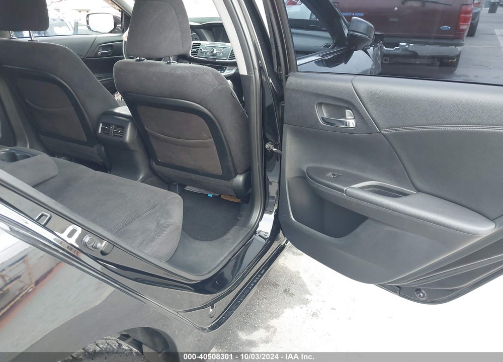 2013 HONDA ACCORD EX VIN: 1HGCR2F71DA236158