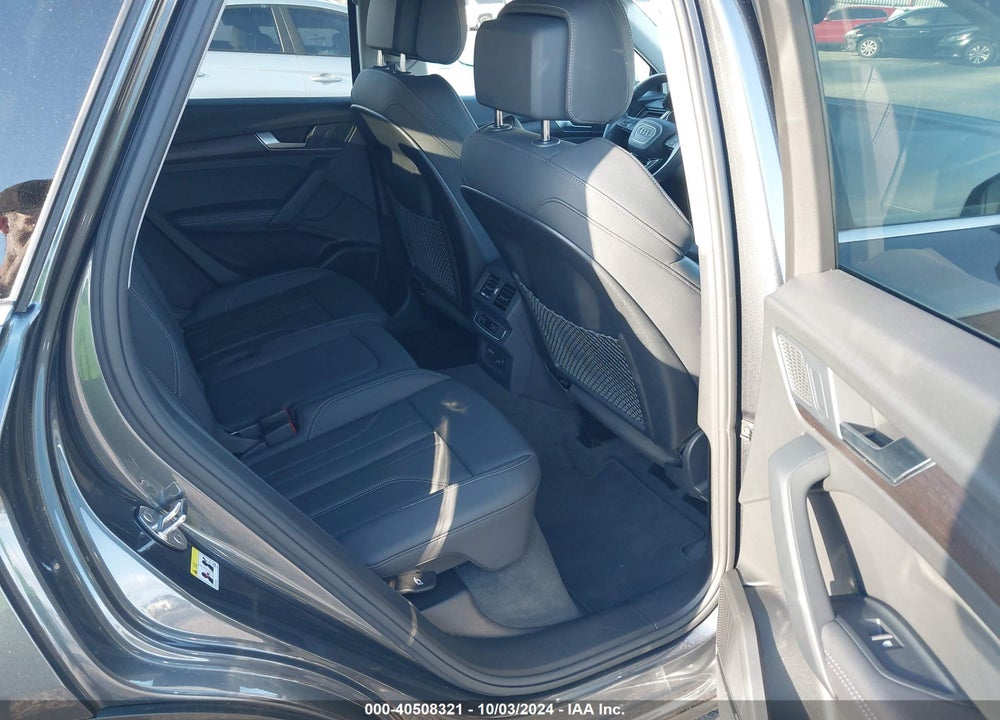 2024 AUDI Q5 VIN: WA1EAAFY7R2082584