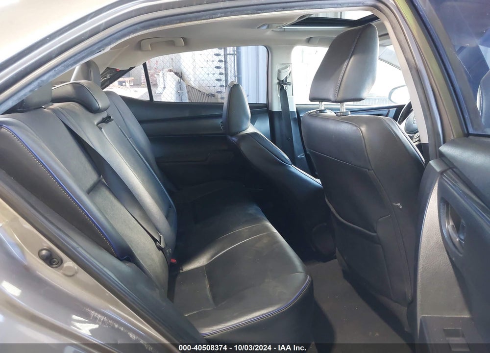 2017 TOYOTA COROLLA XSE VIN: 5YFBURHE5HP685115