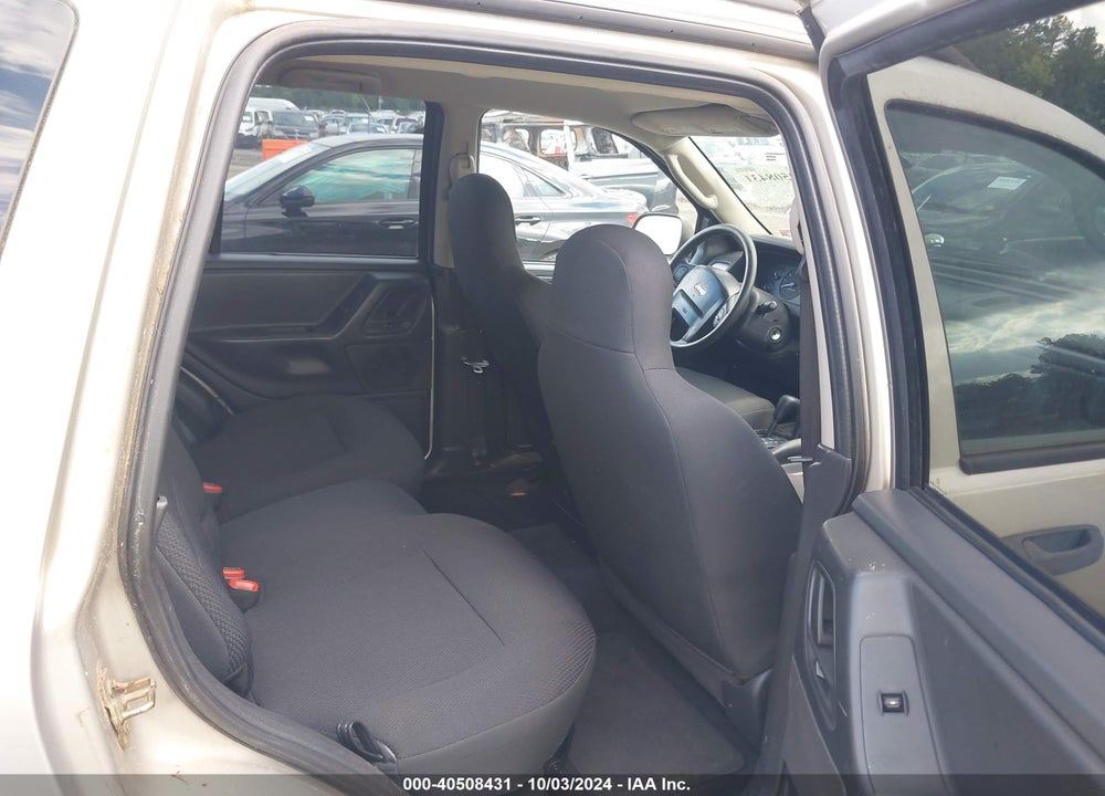 2004 JEEP GRAND CHEROKEE LAREDO VIN: 1J4GW48S24C140141