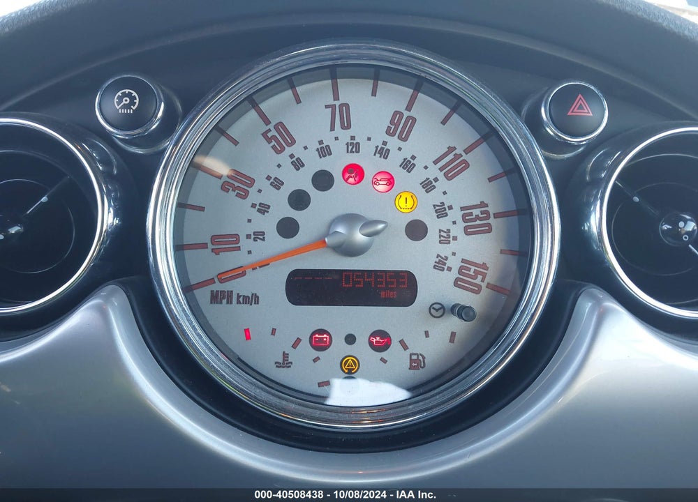 2007 MINI COOPER S VIN: WMWRH33557TL93847