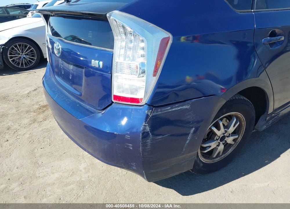 2011 TOYOTA PRIUS TWO VIN: JTDKN3DUXB1363749
