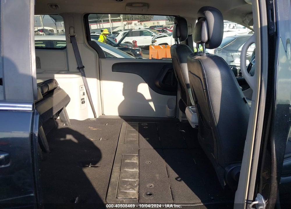 2015 CHRYSLER TOWN & COUNTRY TOURING VIN: 2C4RC1BG9FR715856