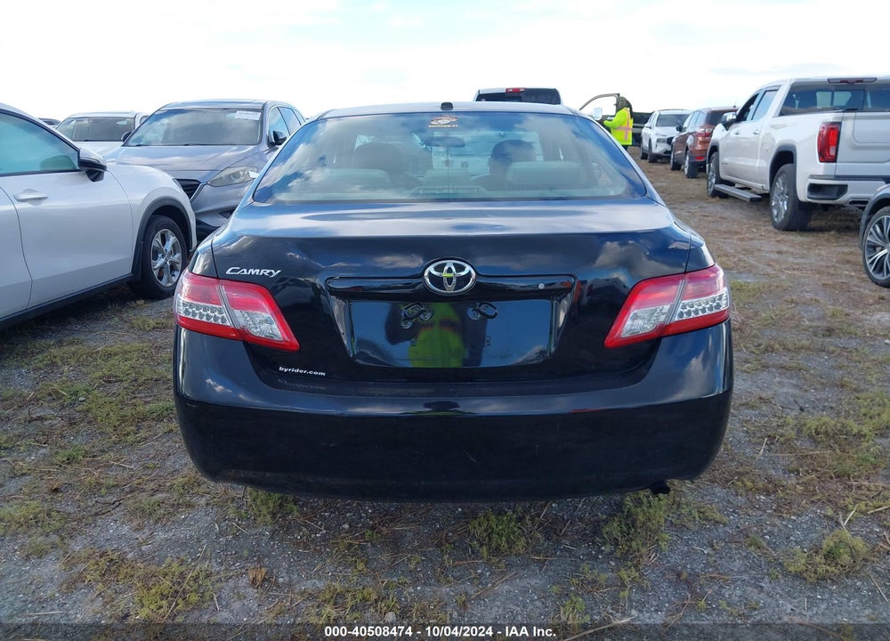 2011 TOYOTA CAMRY LE VIN: 4T1BF3EK3BU176650