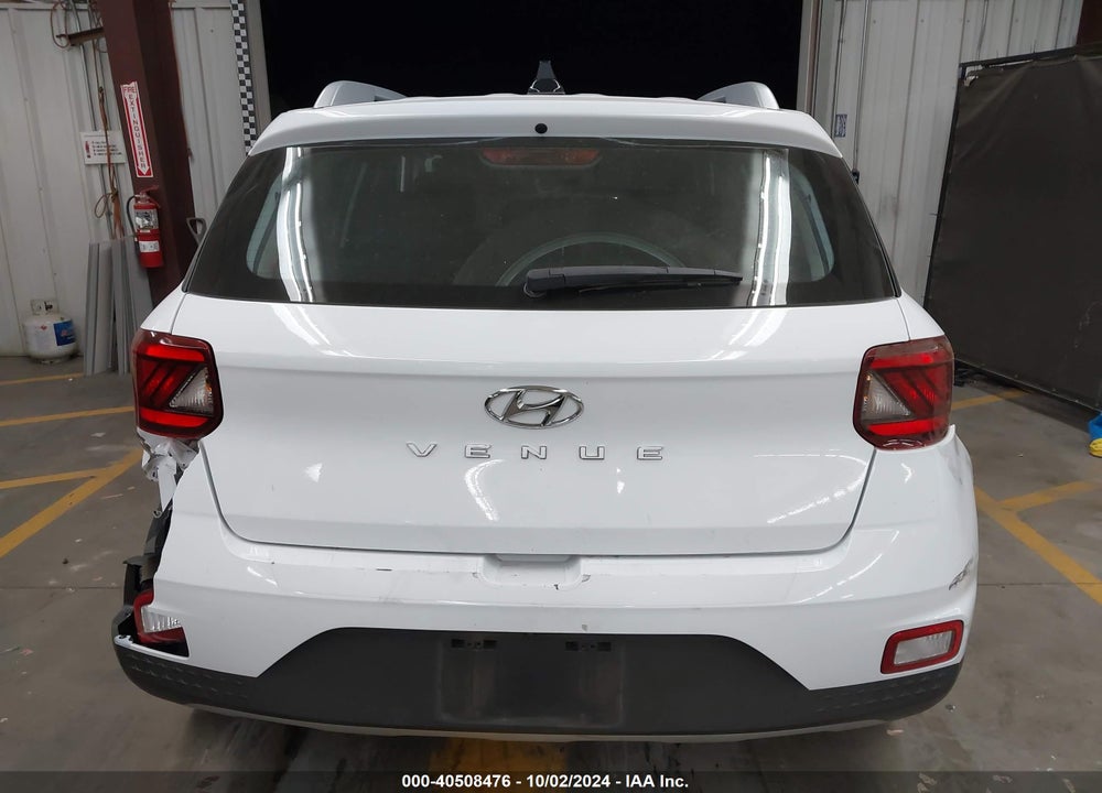 2022 HYUNDAI VENUE SEL VIN: KMHRC8A32NU153321