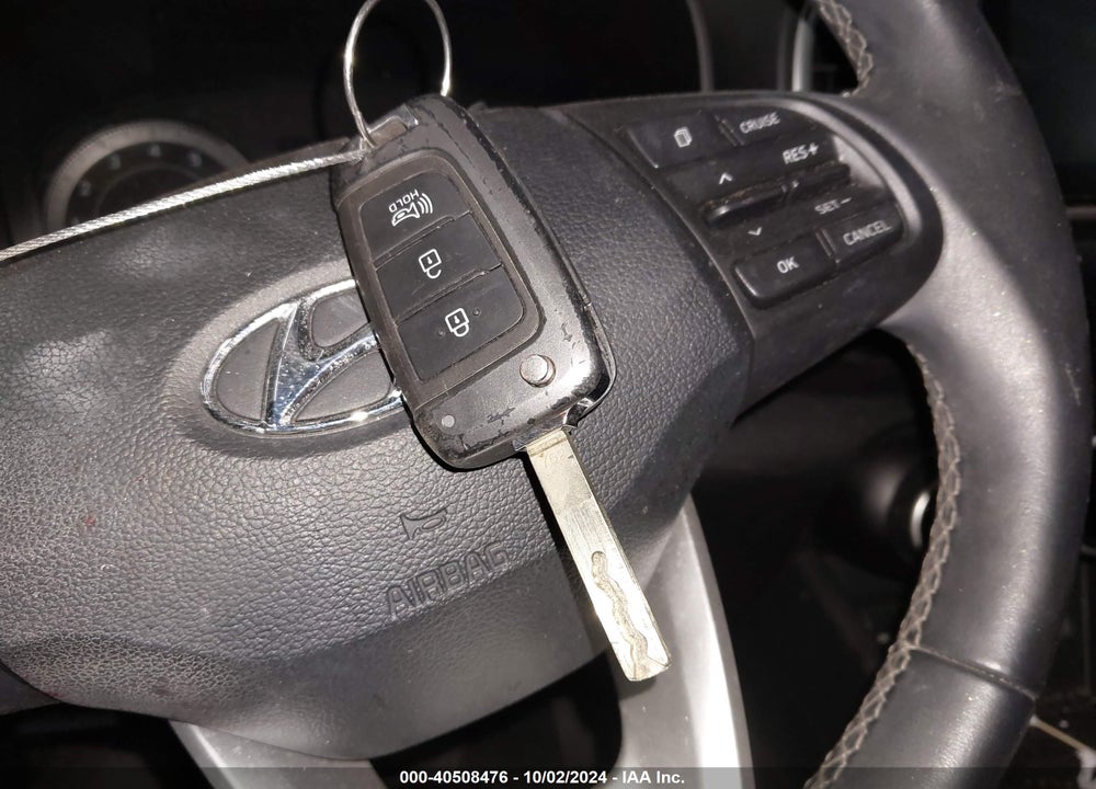 2022 HYUNDAI VENUE SEL VIN: KMHRC8A32NU153321