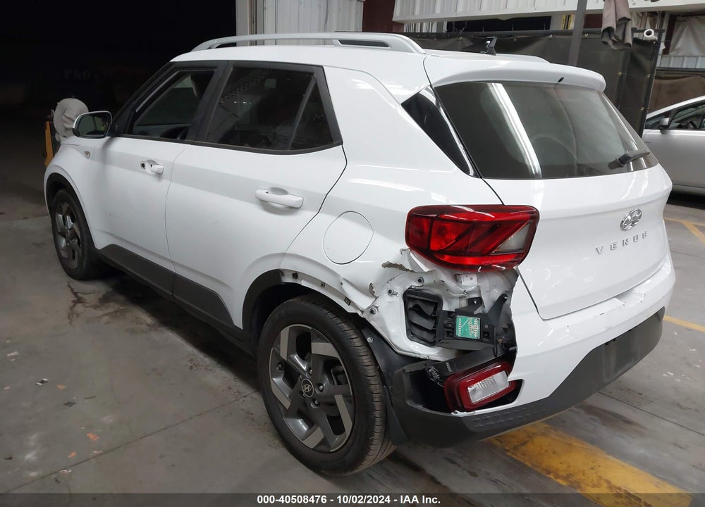 2022 HYUNDAI VENUE SEL VIN: KMHRC8A32NU153321
