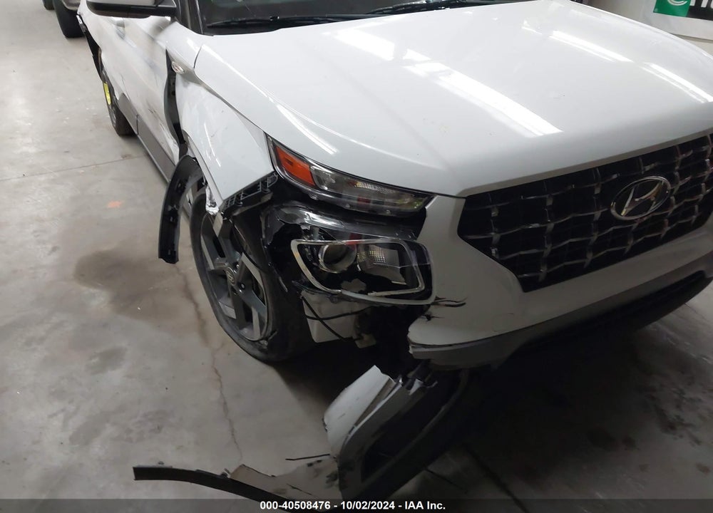 2022 HYUNDAI VENUE SEL VIN: KMHRC8A32NU153321