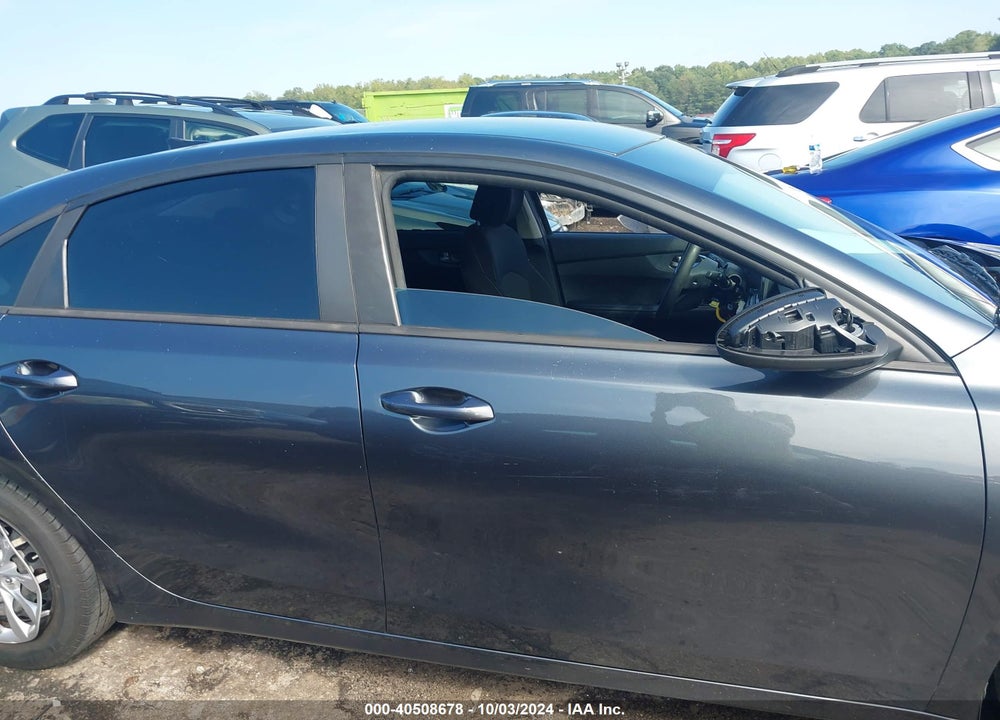 2019 KIA FORTE FE VIN: 3KPF24AD0KE129153